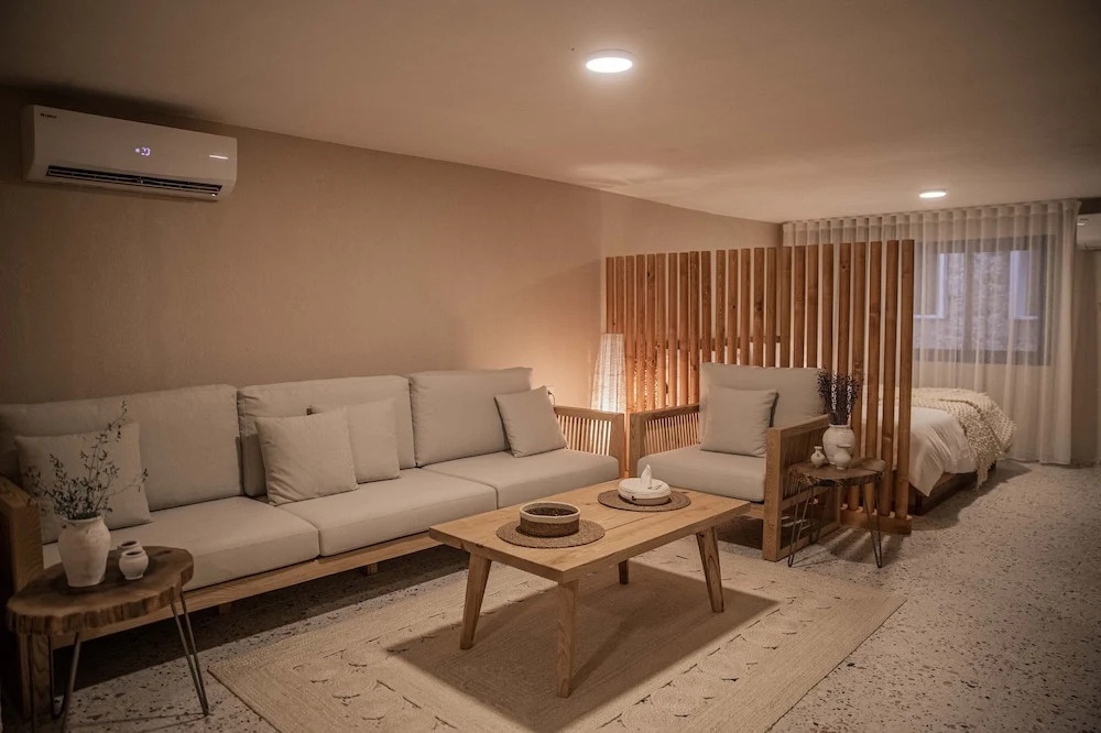 Yam Suites - фото 21