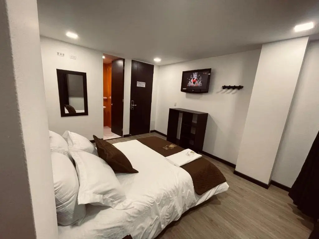 Superior Double room (full double bed)