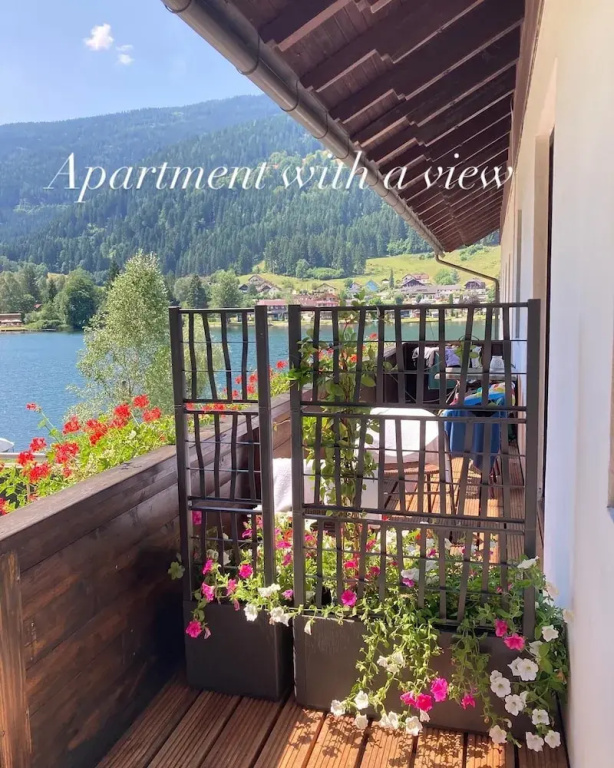 Comfort Apartment with balcony and with lake view