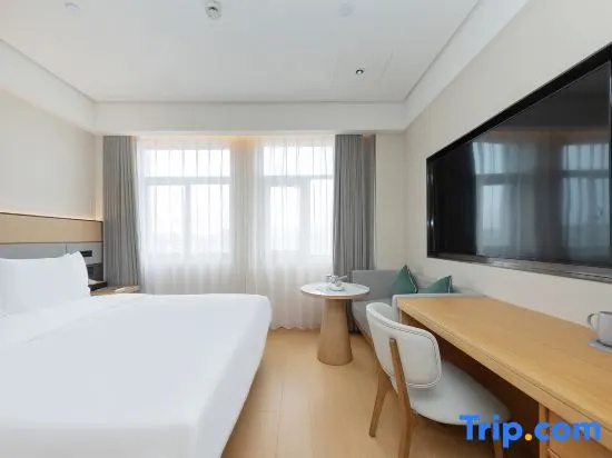 Superior Double room (full double bed)