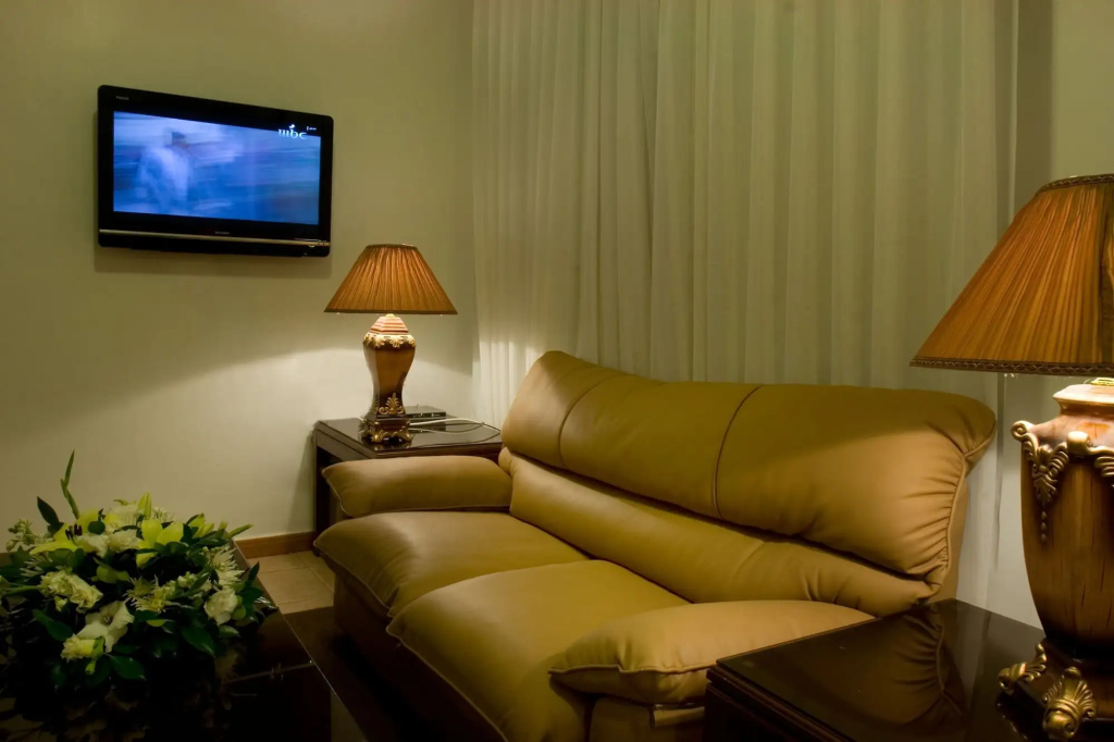 Lobby & Reception