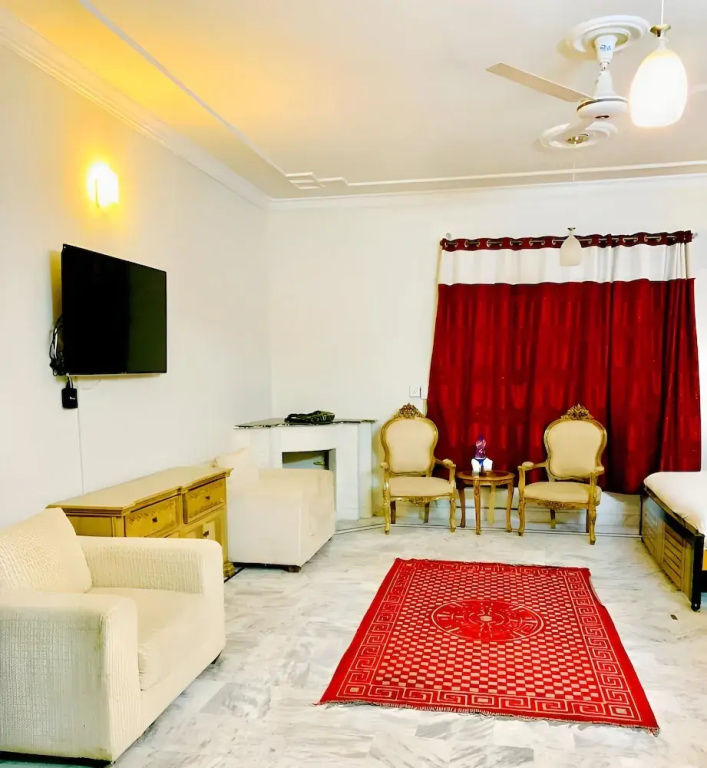 Grace Palace Guest House