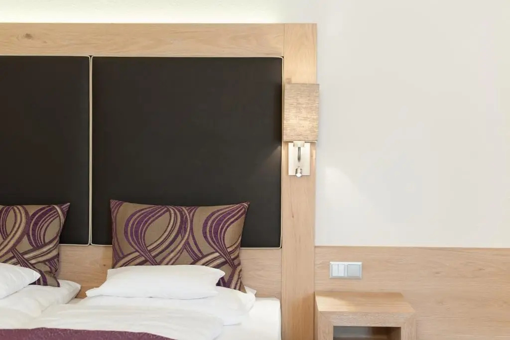 Standard Double room with balcony (full double bed)