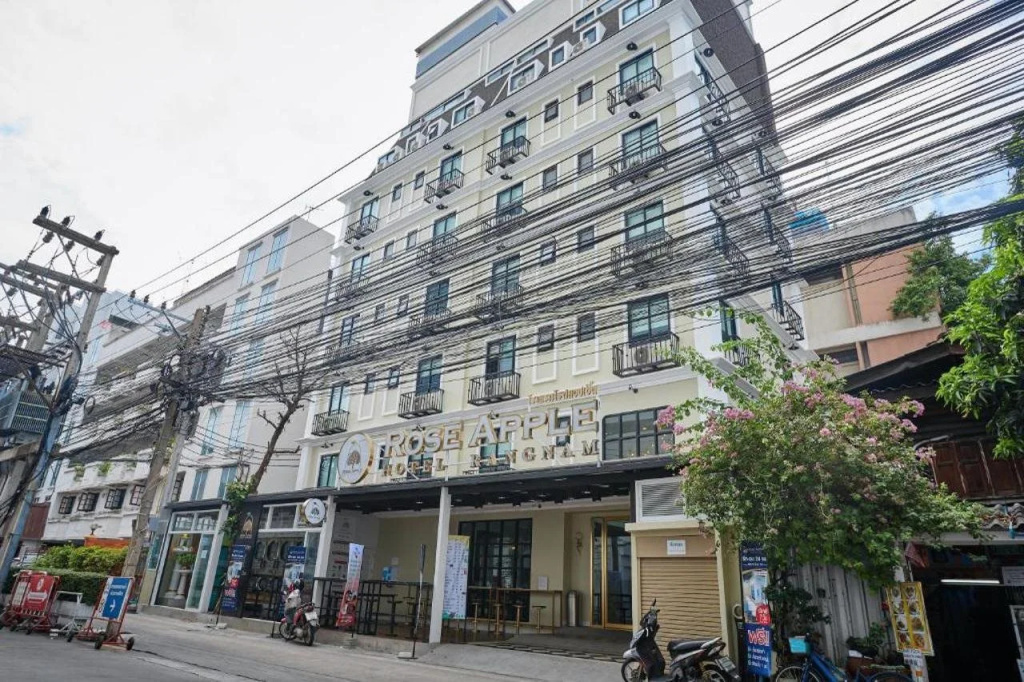 Rose Apple Hotel — фото