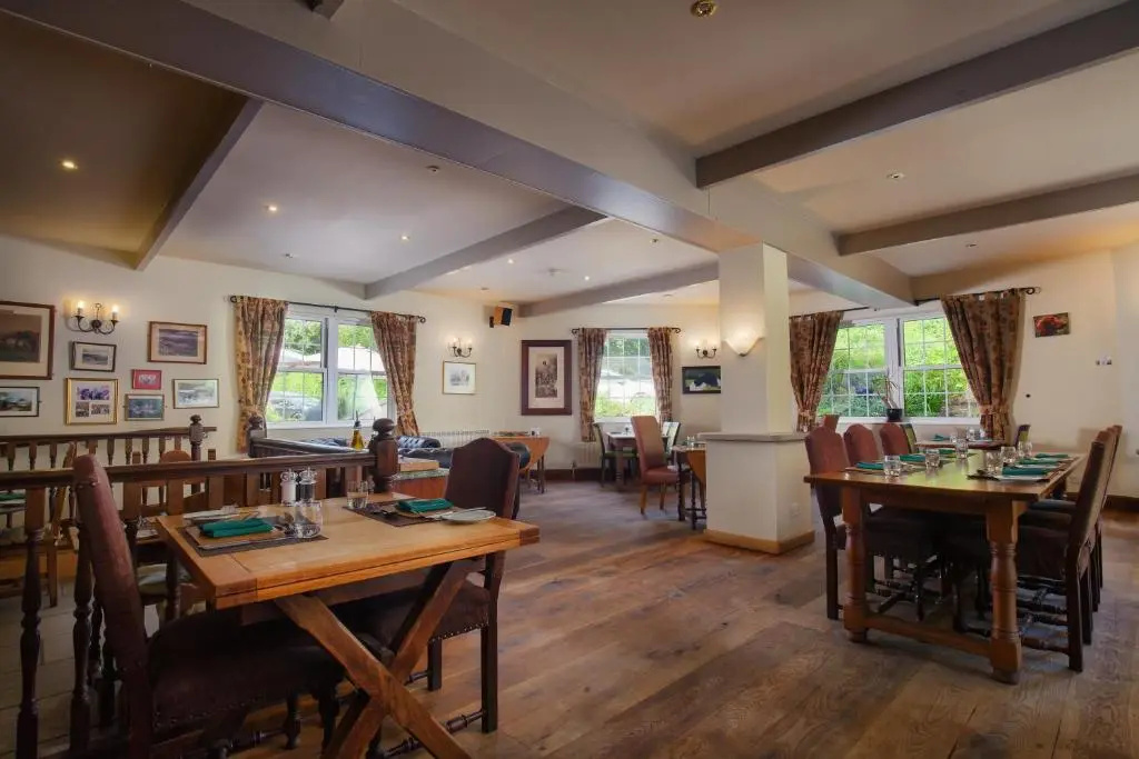 Fox & Hounds Country Hotel - Général