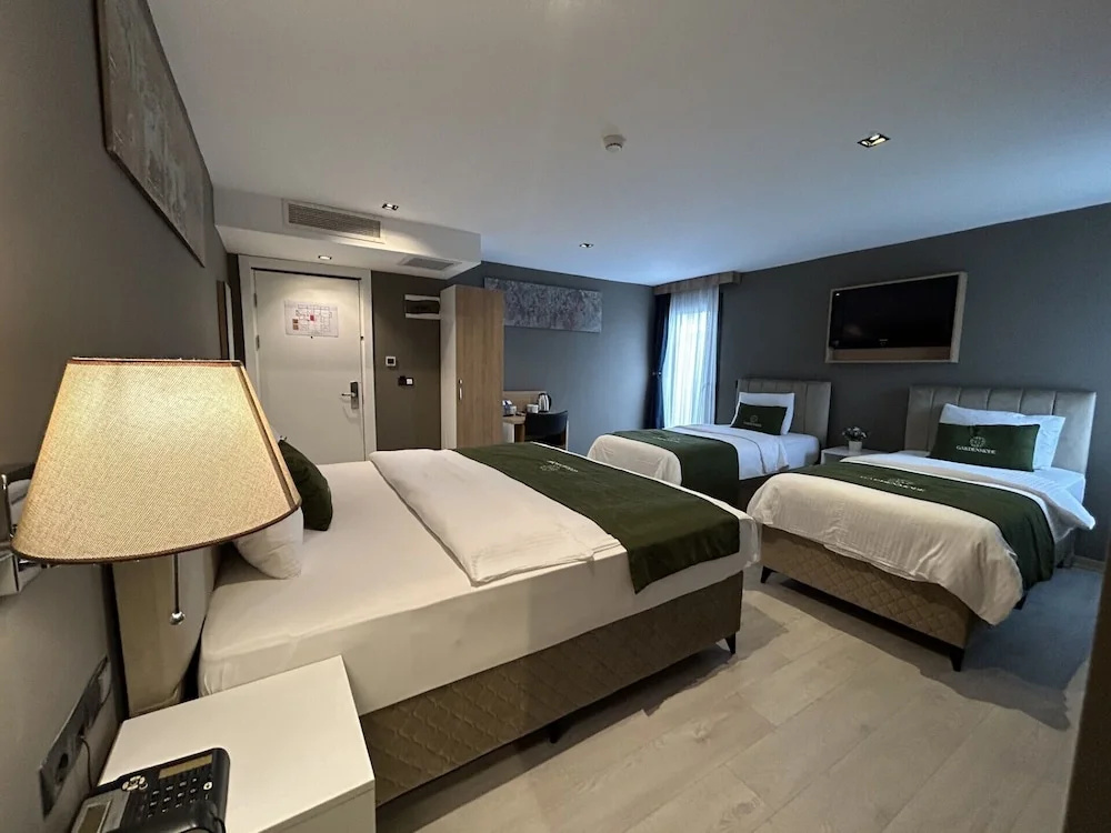 Garden Mode Airport Hotel — фото
