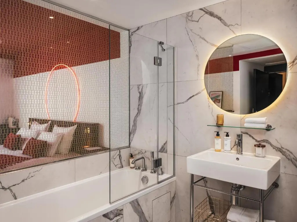 Seven Hotel Paris 46