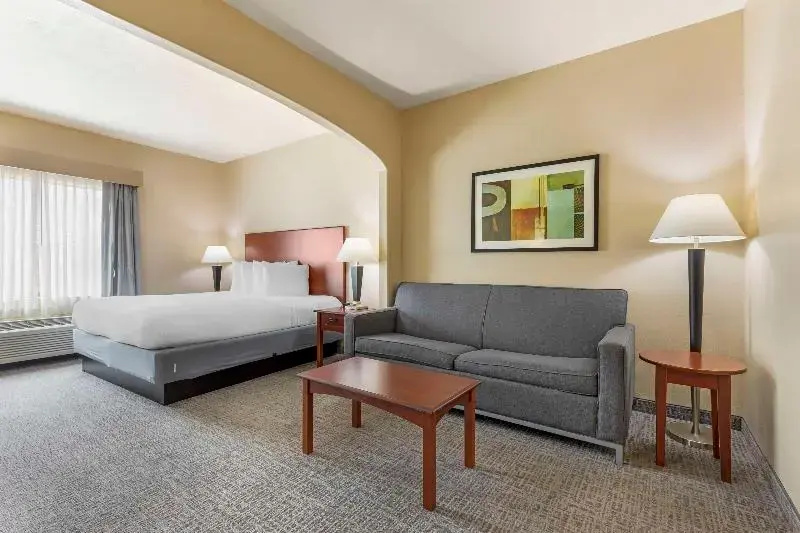 Quadruple Suite