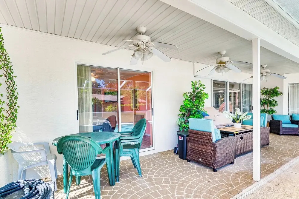Spring Hill Home: Heated Pool, 9 Mi to Beach!