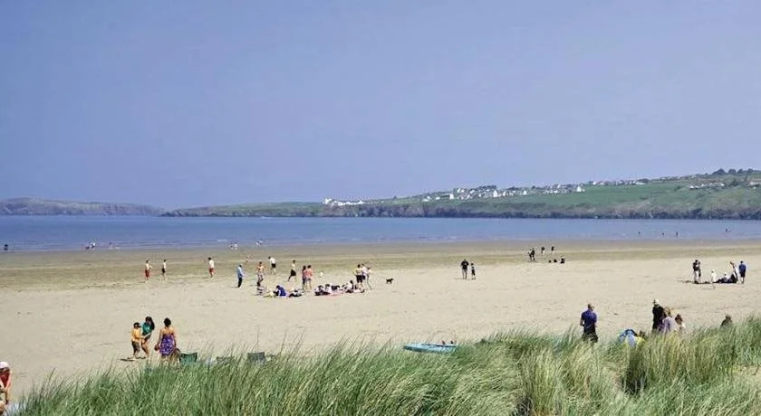 Beach & Waterfront