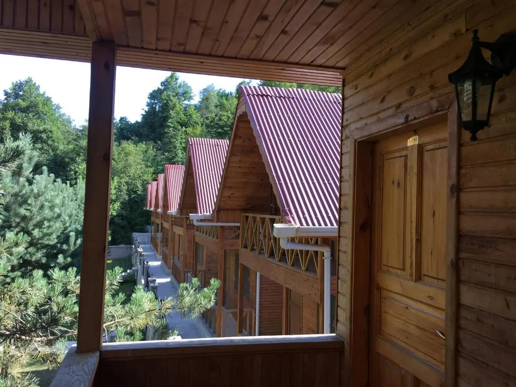 Bungalow with garden view