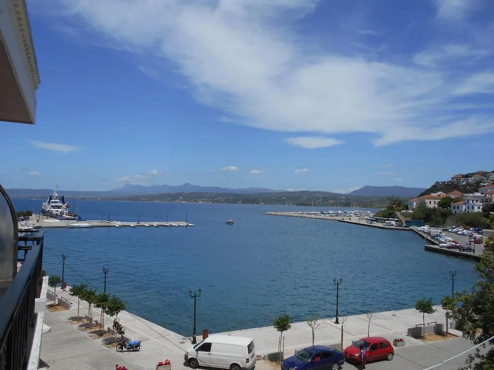 Beach & Waterfront