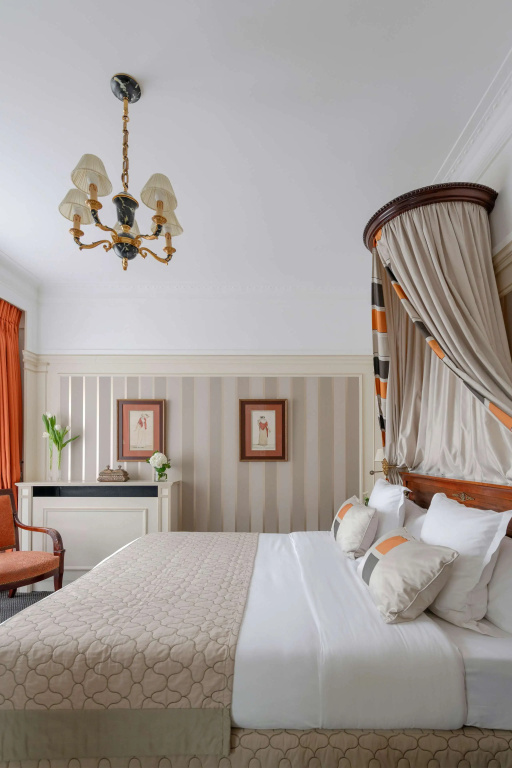 Napoleon Hotel 41