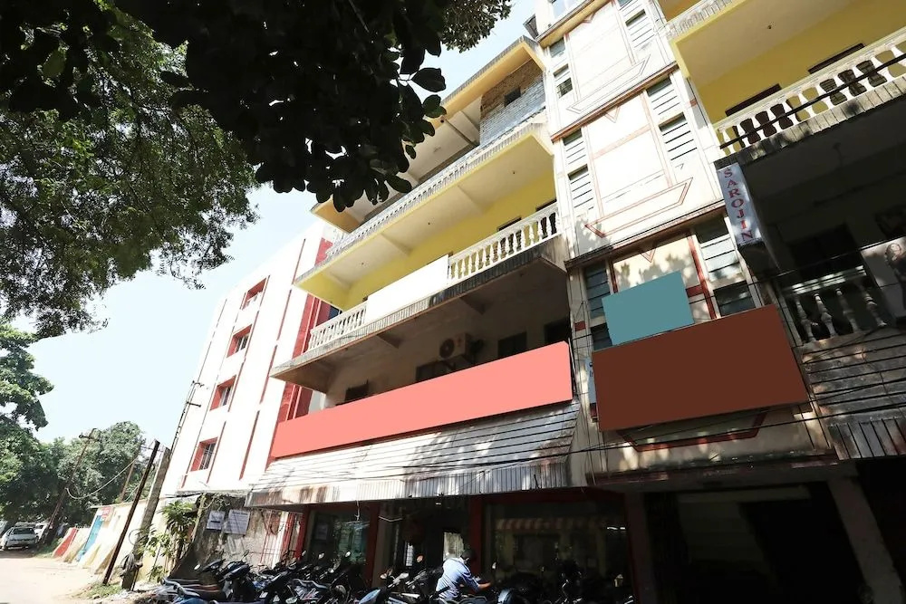 OYO 18686 Aradhya Residency
