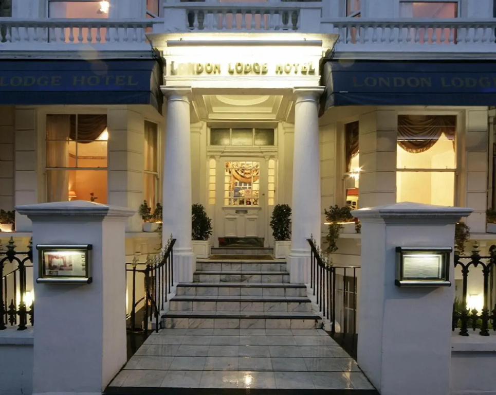 London Lodge Hotel — фото