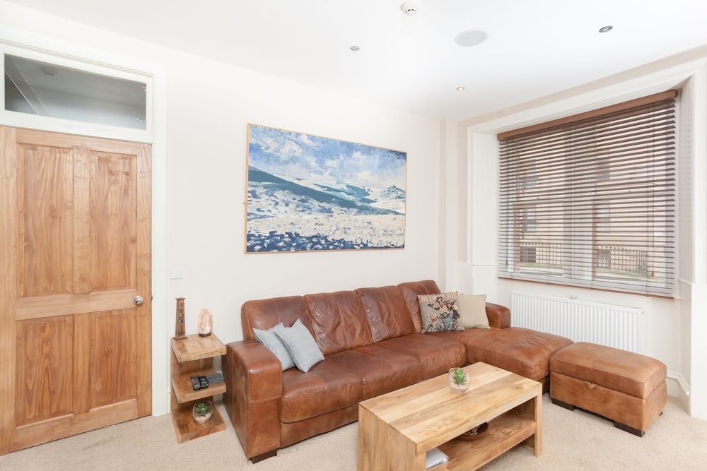 St Stephen Street Apartment - 2