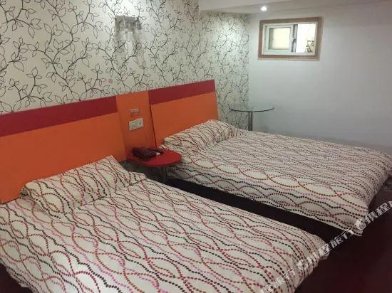 Pod Inn (Shanghai Kongjiang Road Xinhua Hospital)