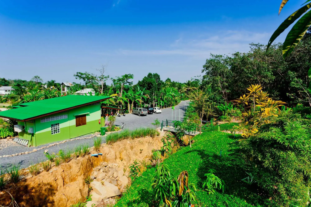 The Mouth Resort - Général