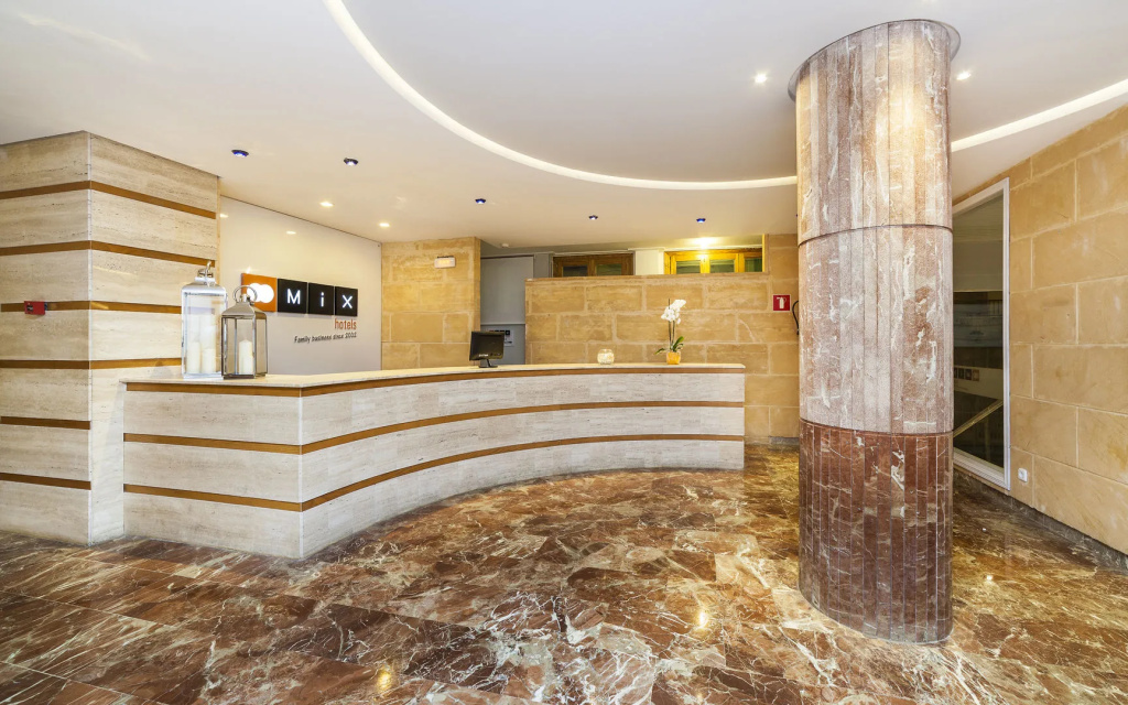 Hotel photo 2