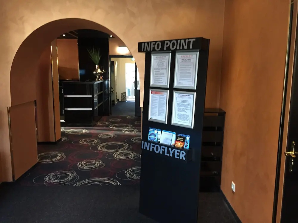 Hotel photo 12