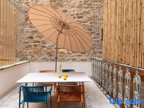 The Maison | Boutique Residence 160m², Terrace & Garage