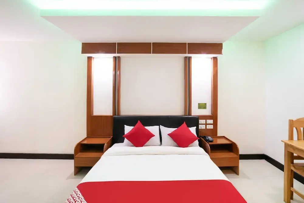 Economy room