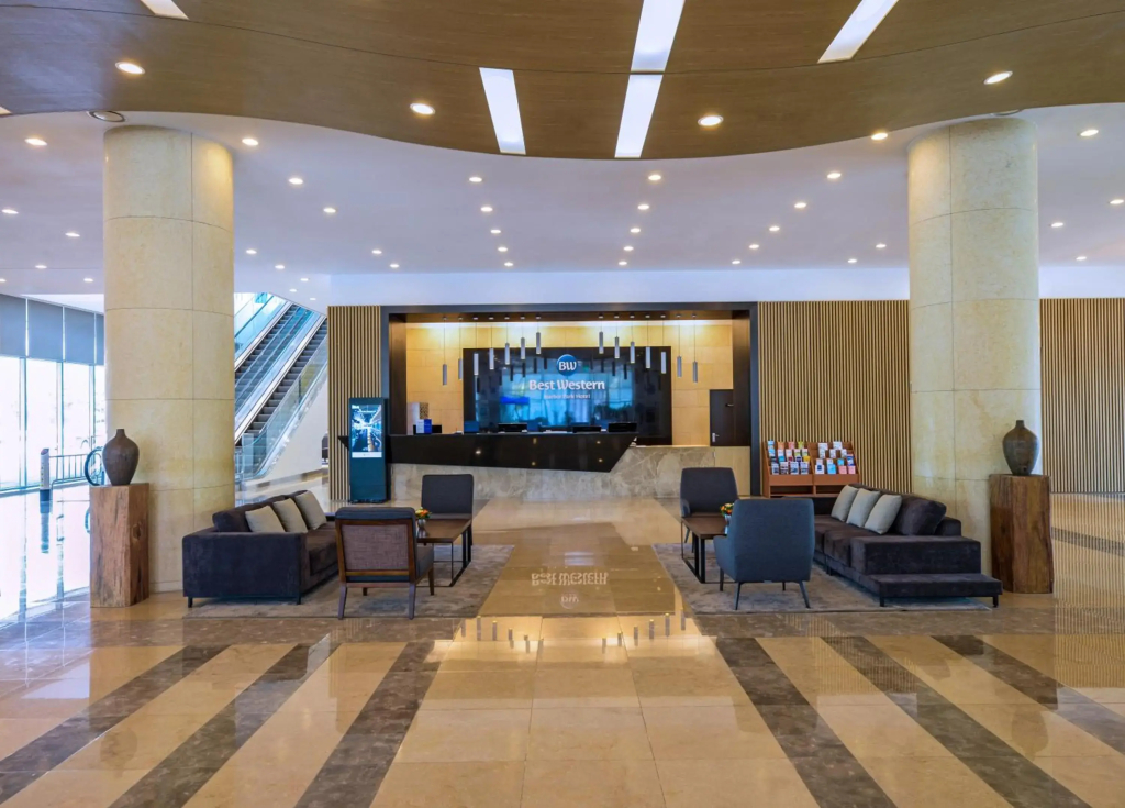Harbor Park Hotel - фото 2