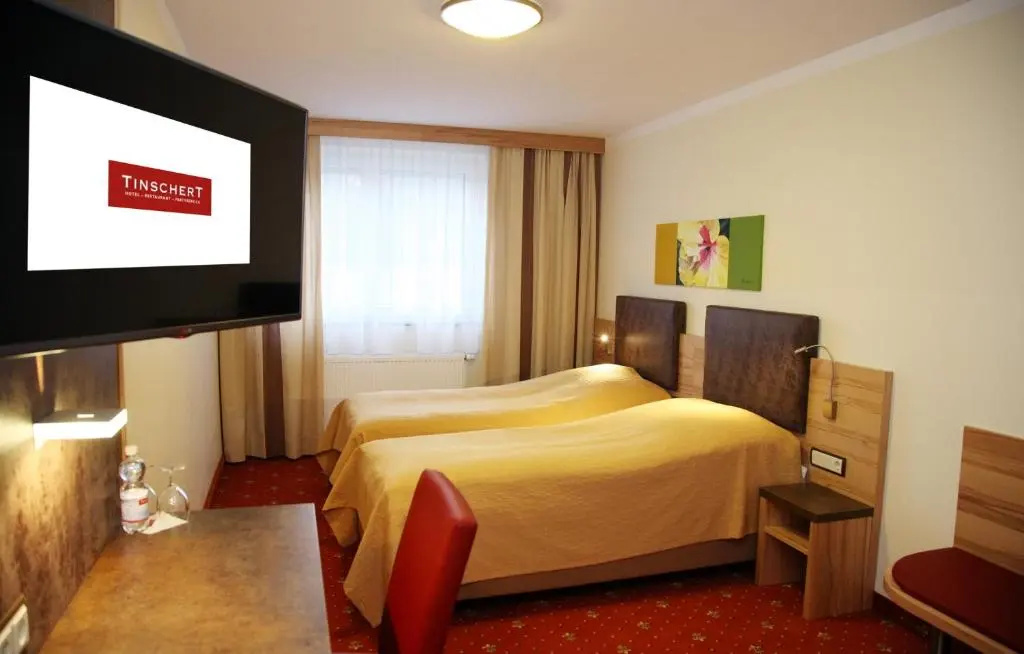 Tinschert Hotel-Restaurant-Partyservice - Chambres