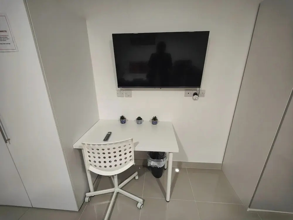 Leeds 3 Bed En-suites Apartment Retreat- Sleeps 9