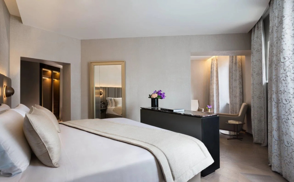 The Pantheon Iconic Rome Hotel, Autograph Collection - 3