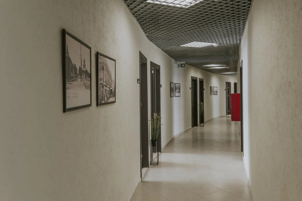 Lobby & Reception