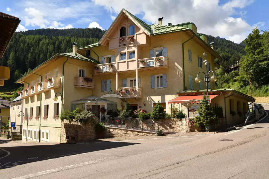 Hotel photo 20