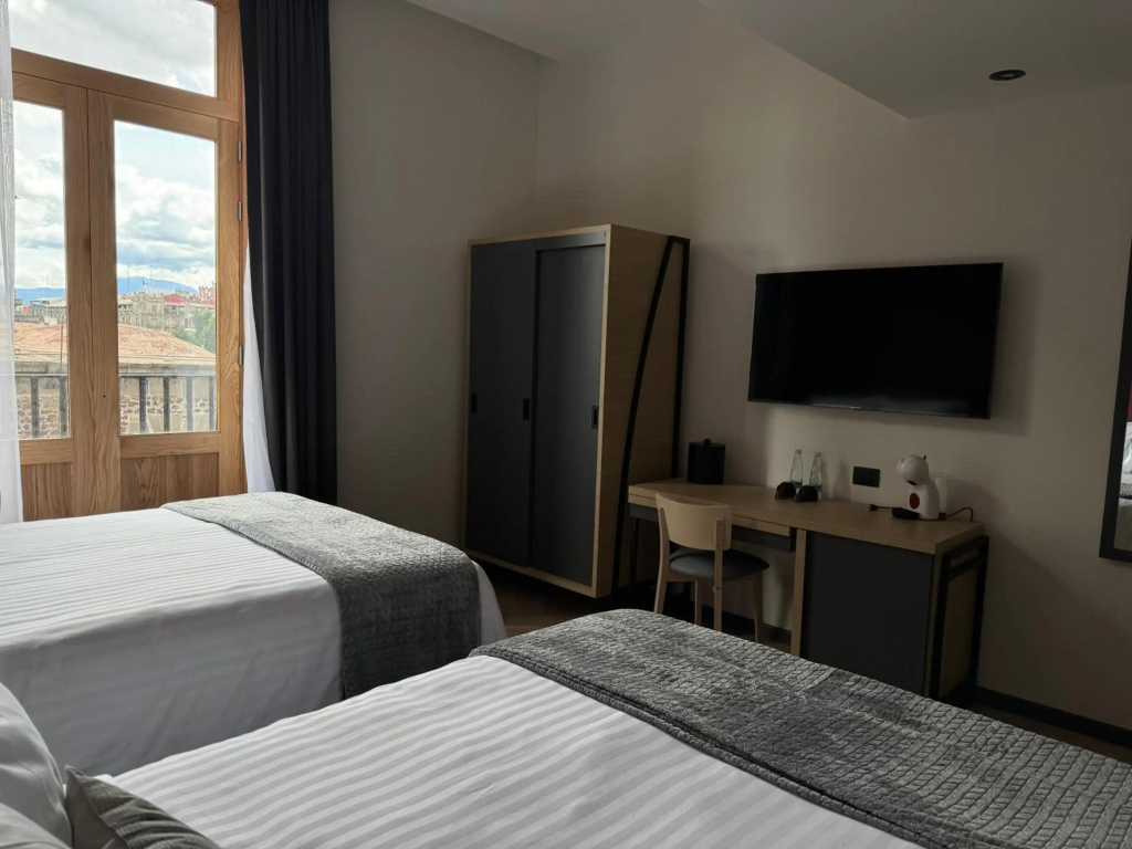 Hotel Catedral — 5