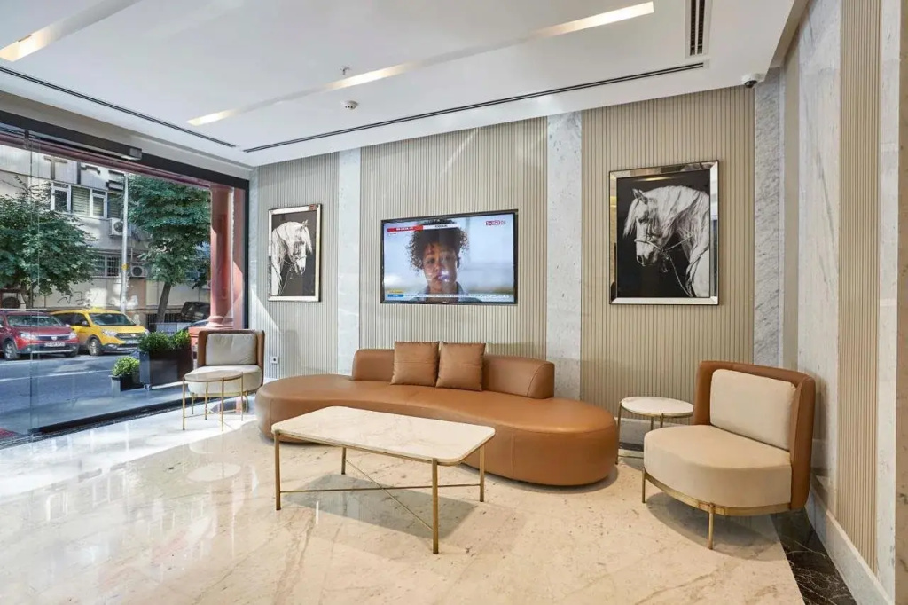 The Hubi Hotel — фото