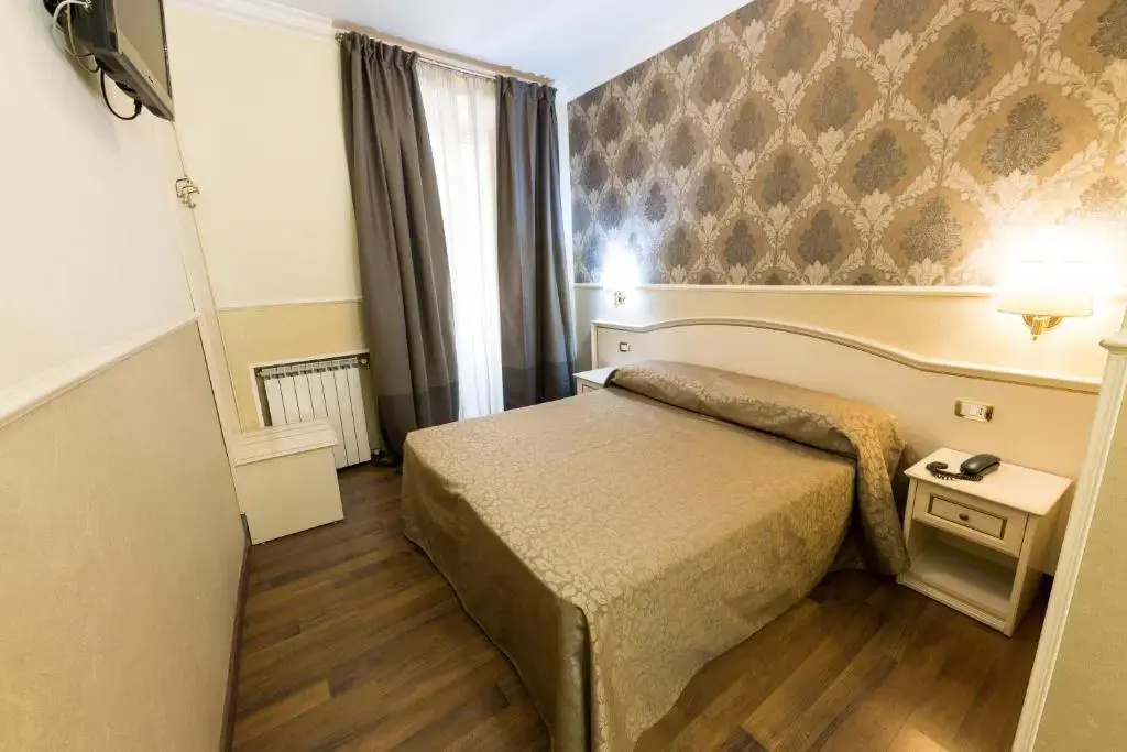 Hotel Anfiteatro Flavio - Chambres
