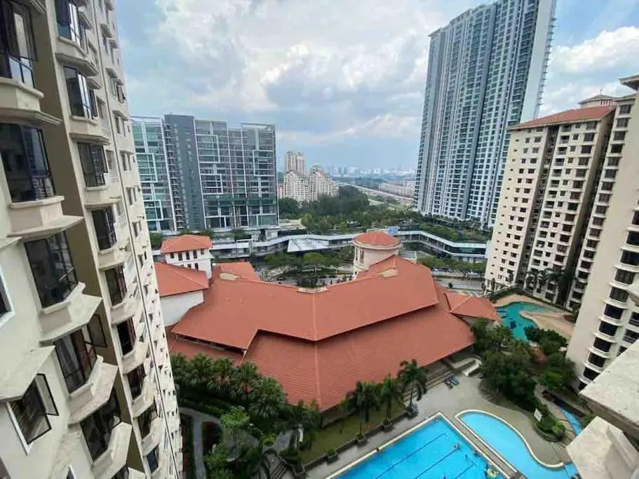 CASA TROPICANA - 2-Room CONDO with facilities