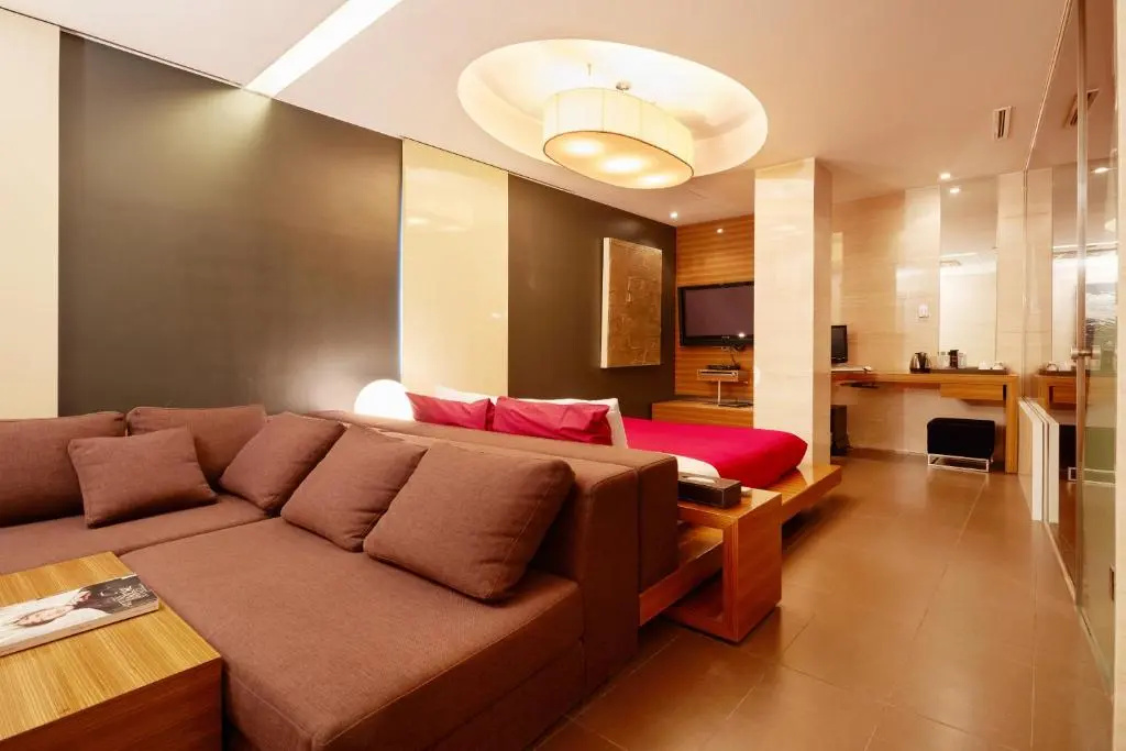 Executive Double room (full double bed)