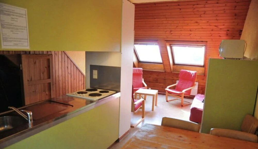 Functionally Furnished Bungalow Located in the Ourthe Valley - фото 4