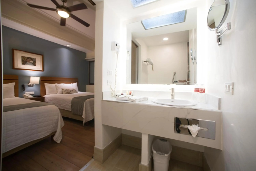 Hotel photo 10