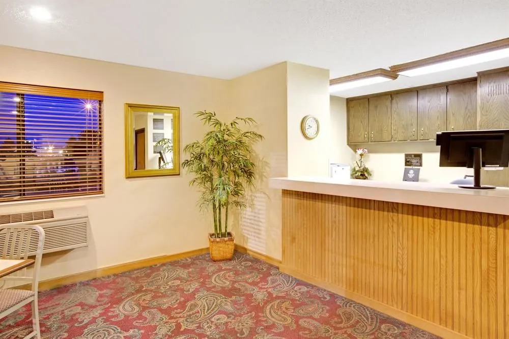 Super 8 Motel - Aberdeen North — фото 4