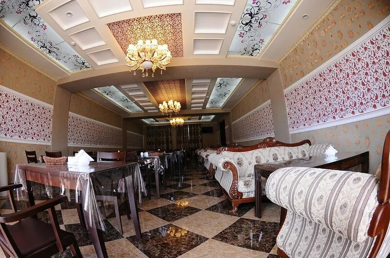 Food & Beverage