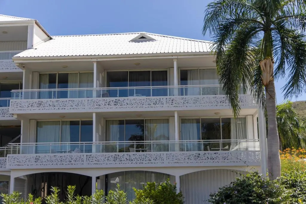 Le Domaine Anse Marcel Beach Resort