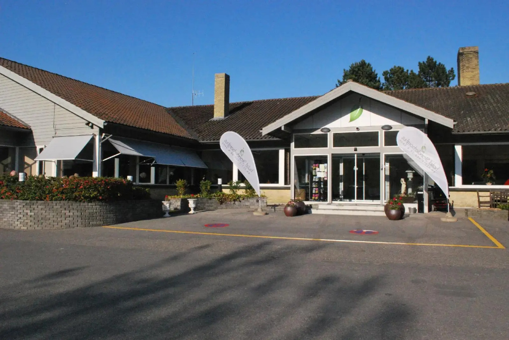Hotel photo 11