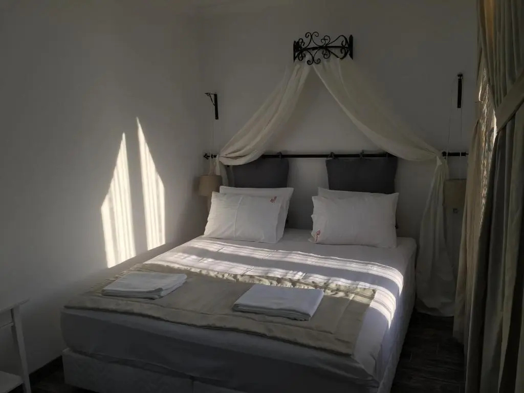 Standard Double room with garden view (full double bed)