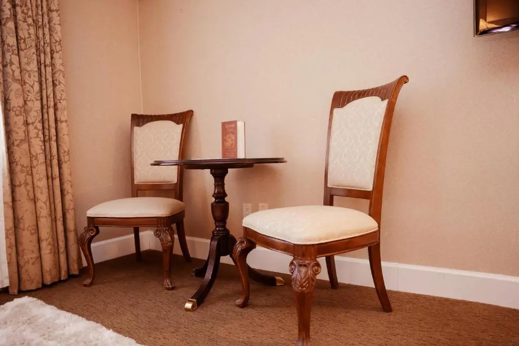 Phoenix Inn Resort - Chambres