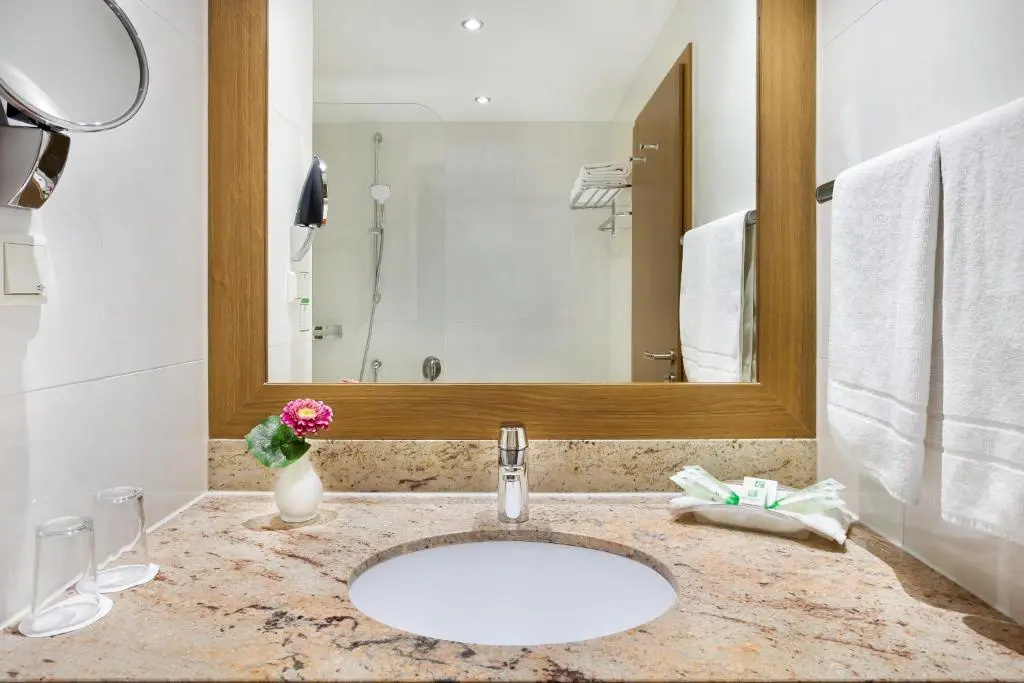 Holiday Inn Nürnberg City Centre by IHG - Chambres