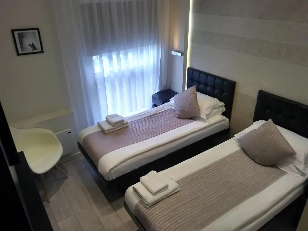 2 Bedrooms Family Studio