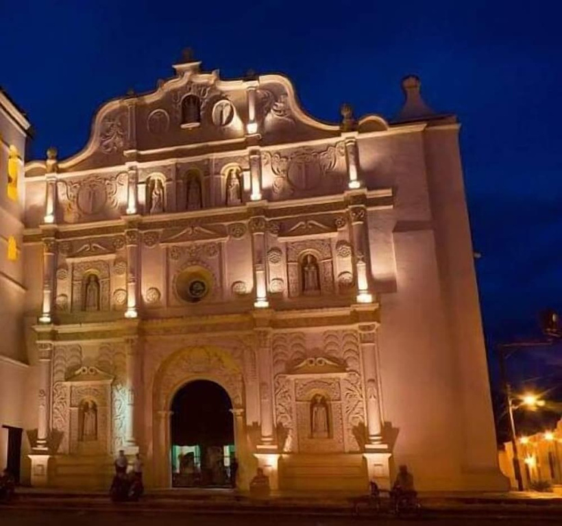 Hotel el Campanario