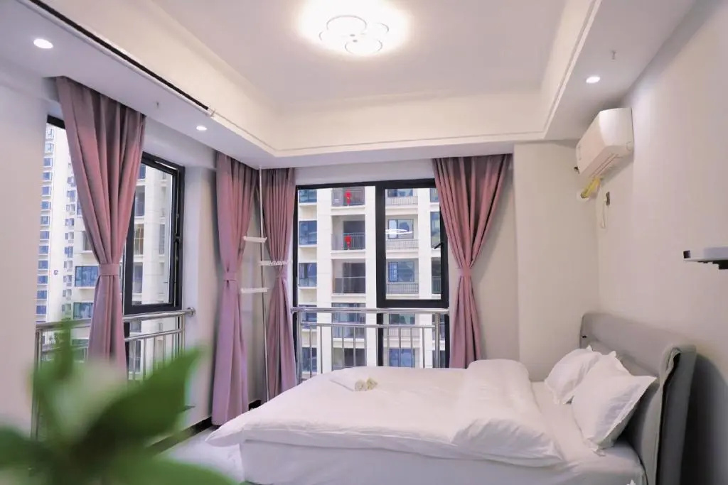 Locals Apartment House 05