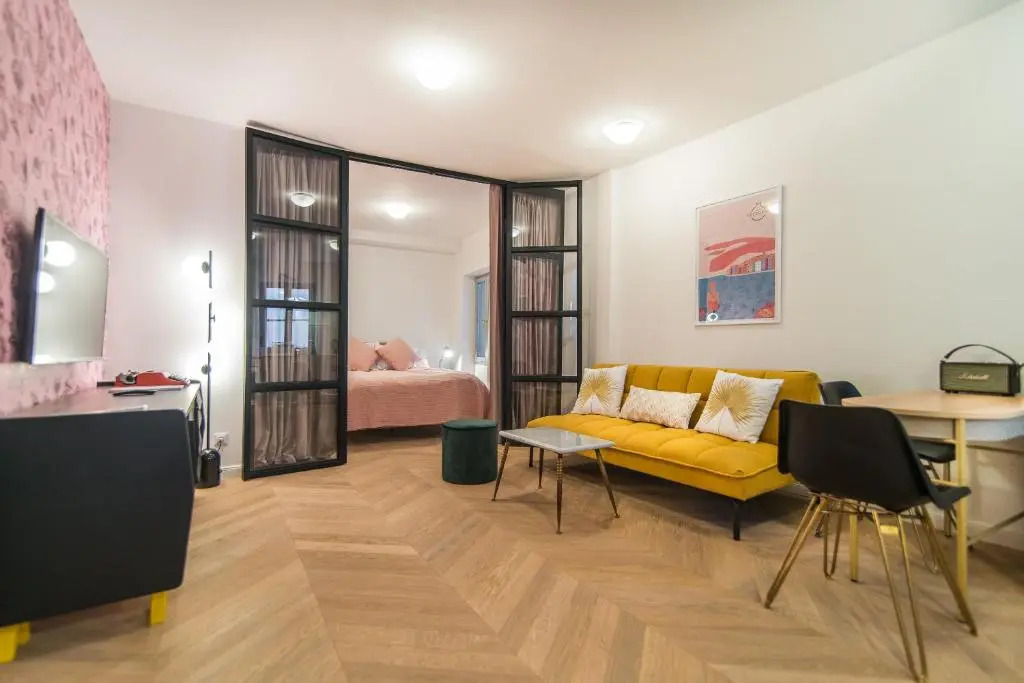 The Melegran by null